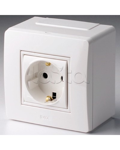 Коробка в сборе с силовой розеткой, белая DKC 10482 в Королеве Распределительные коробки Pintop.ru