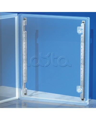 Рейки дверные, вертикальные, для шкафов CE В=600мм, 1 упаковка - 2шт. DKC R5S60 в Королеве Аксессуары для лотков Pintop.ru