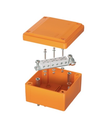 Коробка пластиковая FS с гладкими стенками и клеммниками IP56 100х100х50мм 6р 450V,6A, 4мм.кв DKC (FSB10604) в Королеве Распределительные коробки Pintop.ru