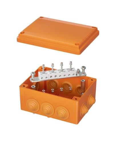 Коробка пластиковая FS с кабельными вводами иклеммниками,IP55,150х110х70мм, 8р, 450V,6A,4мм.кв DKC (FSB21804) в Королеве Распределительные коробки Pintop.ru