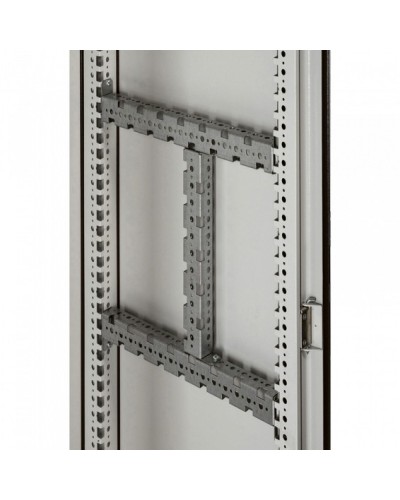 Набор траверсов Legrand 020532 в Королеве Аксессуары для стоек и шкафов Pintop.ru