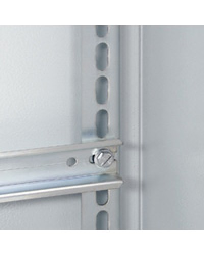 Стойки профил. 400 Legrand 036151 в Королеве Аксессуары для стоек и шкафов Pintop.ru